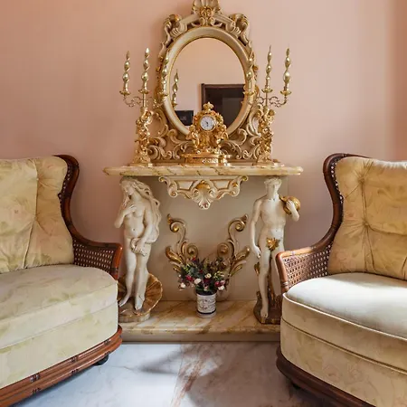 Guesthost - Chic Flat Near Bastione Di Saint Remy Apartament Cagliari