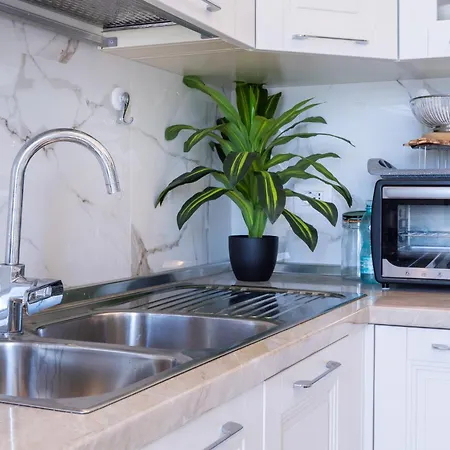 Guesthost - Chic Flat Near Bastione Di Saint Remy Cagliari