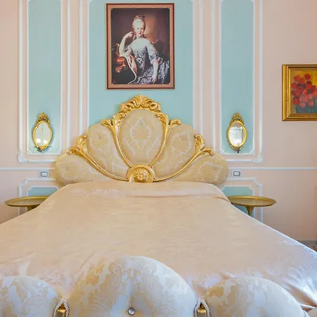 Apartament Guesthost - Chic Flat Near Bastione Di Saint Remy *