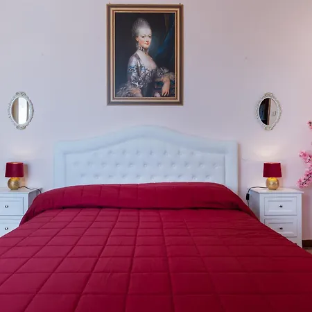 Guesthost - Chic Flat Near Bastione Di Saint Remy Apartamento