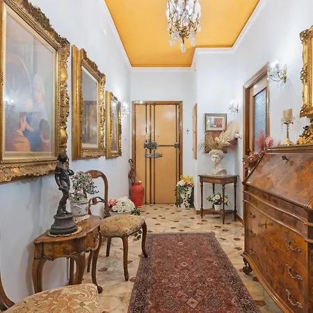 Guesthost - Chic Flat Near Bastione Di Saint Remy Apartament *