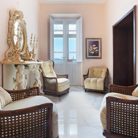 Appartement Guesthost - Chic Flat Near Bastione Di Saint Remy *